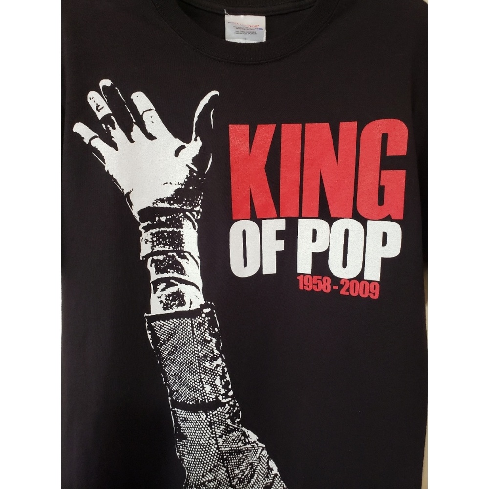 Michael Jackson Black Tshirt - Picture 2 of 5